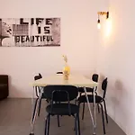 Rivoluzione9 Spacious And Daire Palermo